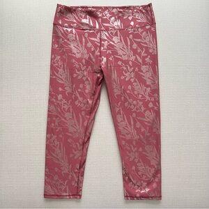 Fabletics Mid-Rise Rose Gold Floral Printed Capri Legging - Large